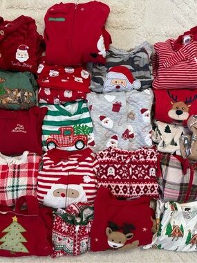 Christmas clothing lot 6-9 months